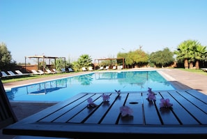 Outdoor pool - Quaryati Ecolodge Marrakech (Sidi Abdallah Ghiat)