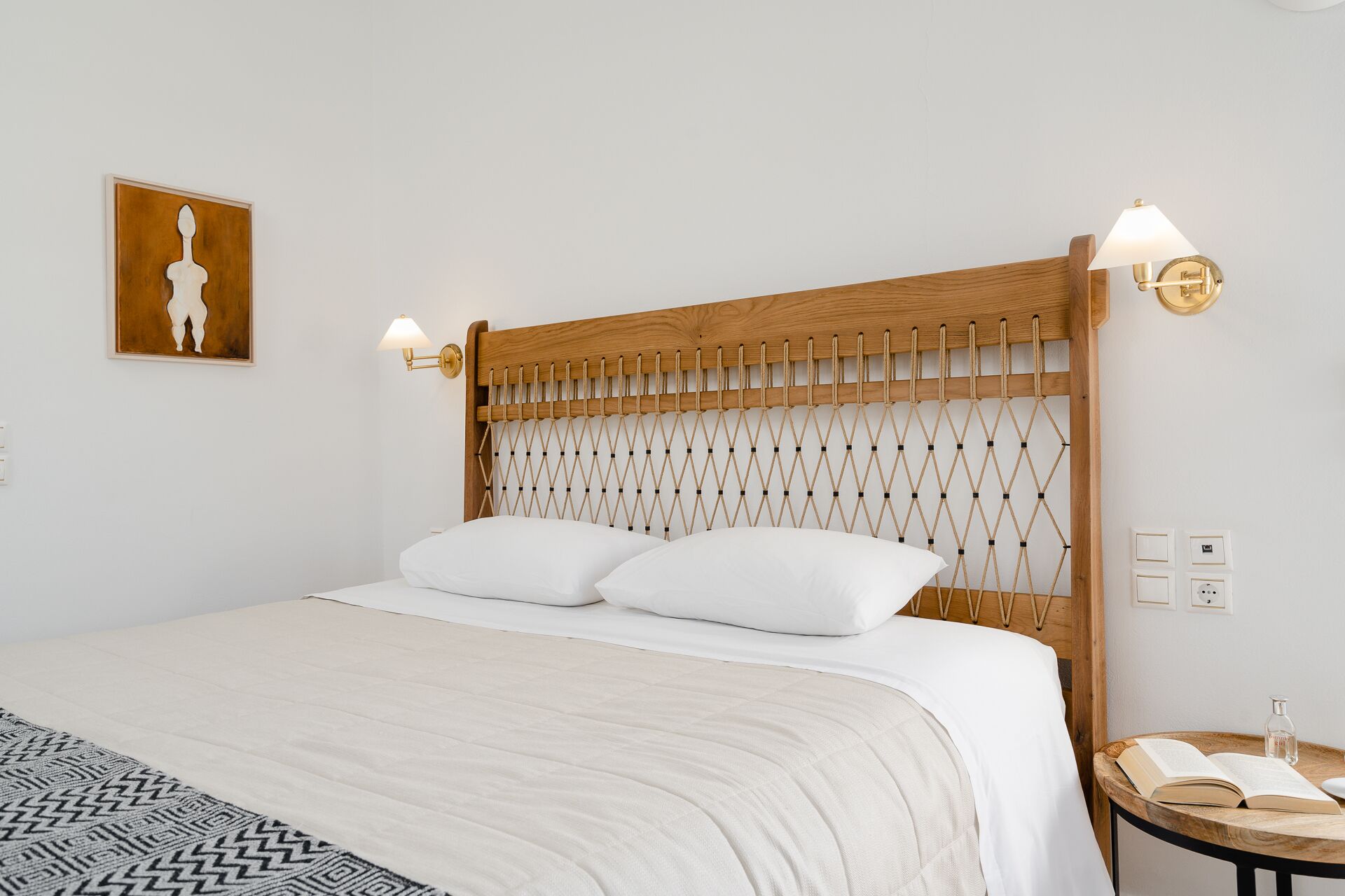 honeymoon room | 1 bedroom, in-room safe, individually decorated, individually furnished