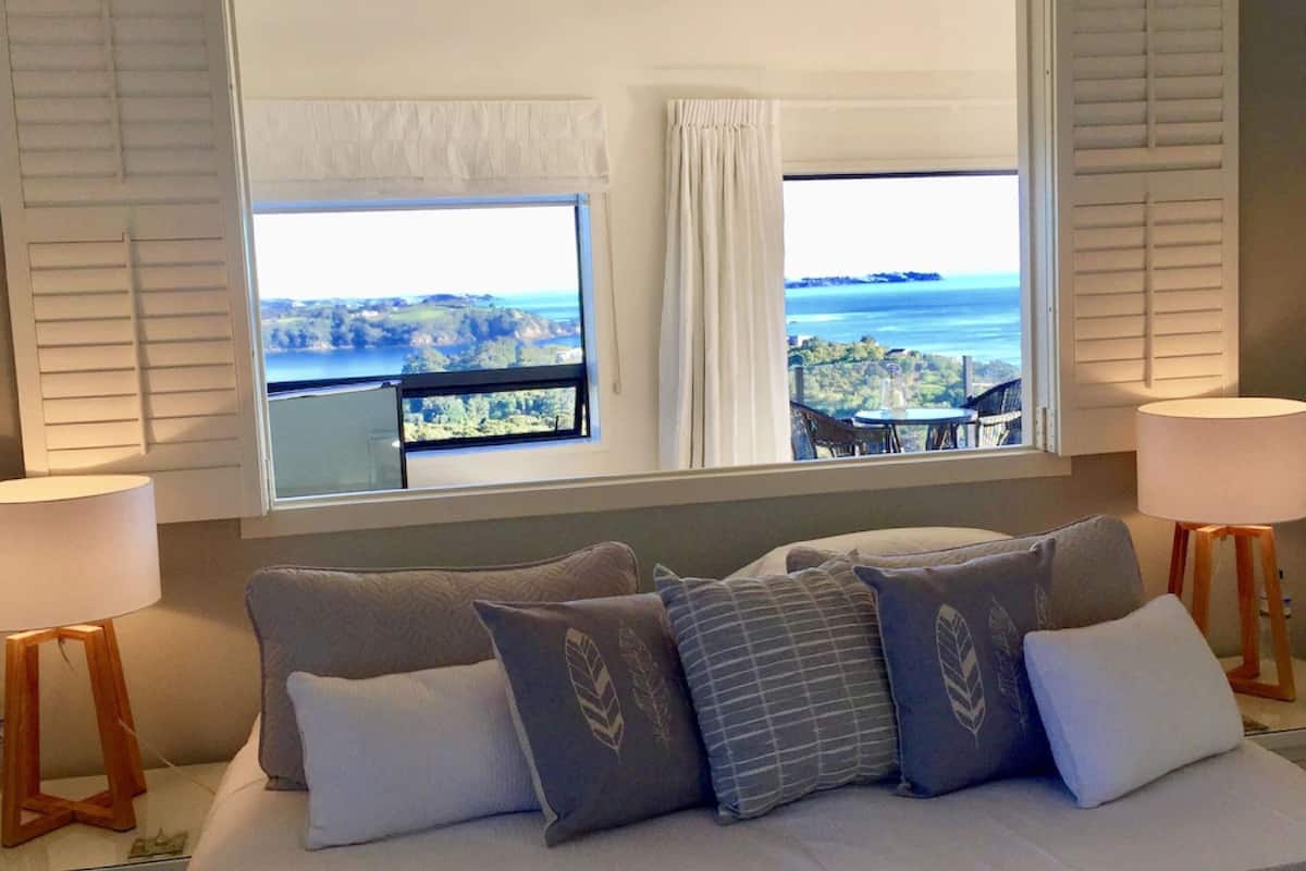 Suite (Waiheke Suite) | Pillowtop-Betten, Zimmersafe, Bügeleisen/Bügelbrett, Babybetten