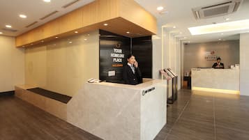 Pintu masuk interior