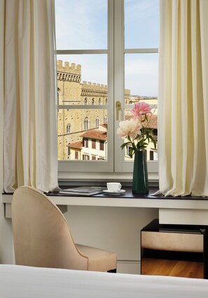 Habitació Deluxe | Llençols de cotó egipci, roba de llit d'alta qualitat i minibar 