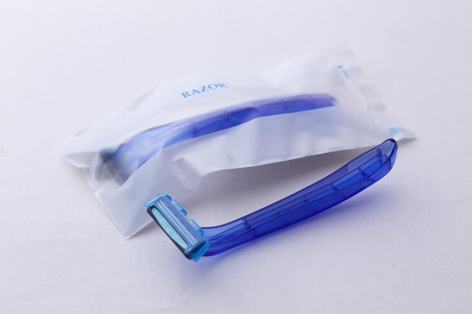 combined shower/bathtub, free toiletries, hair dryer, slippers