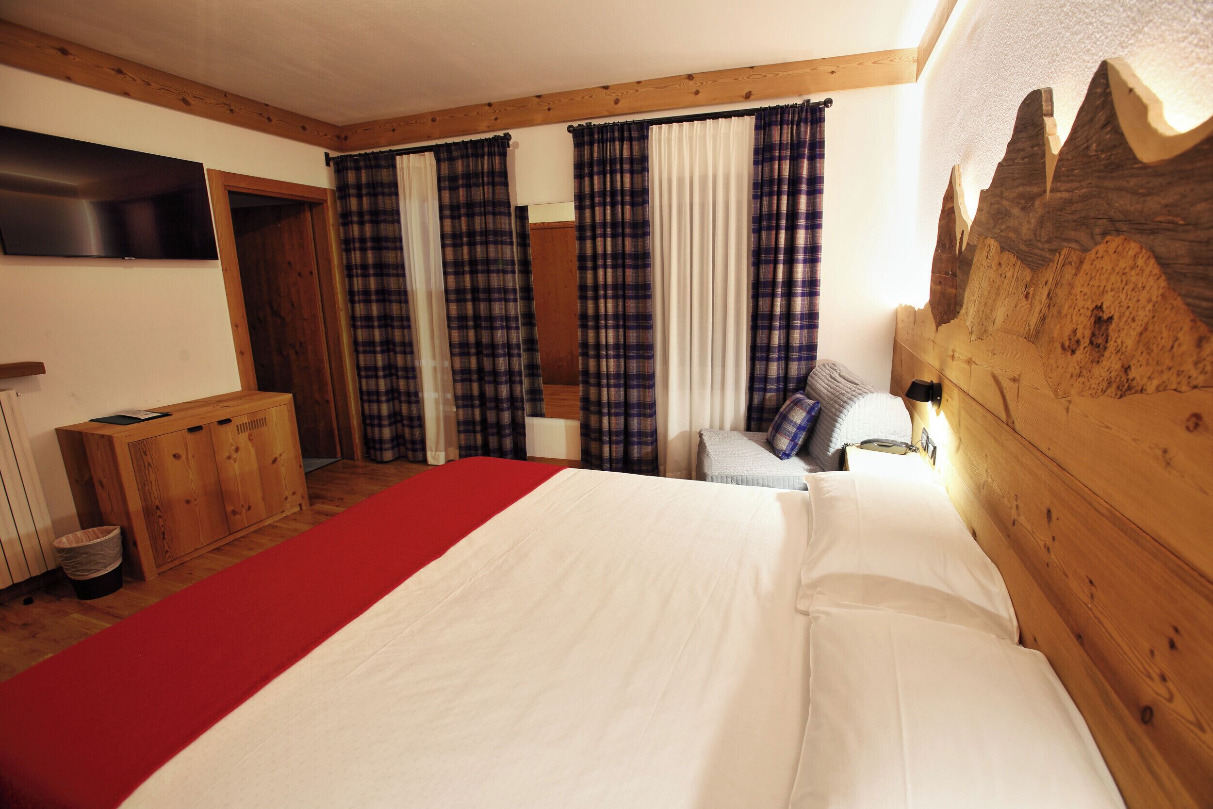 comfort double or twin room | select comfort beds, in-room safe, individually furnished, soundproofing