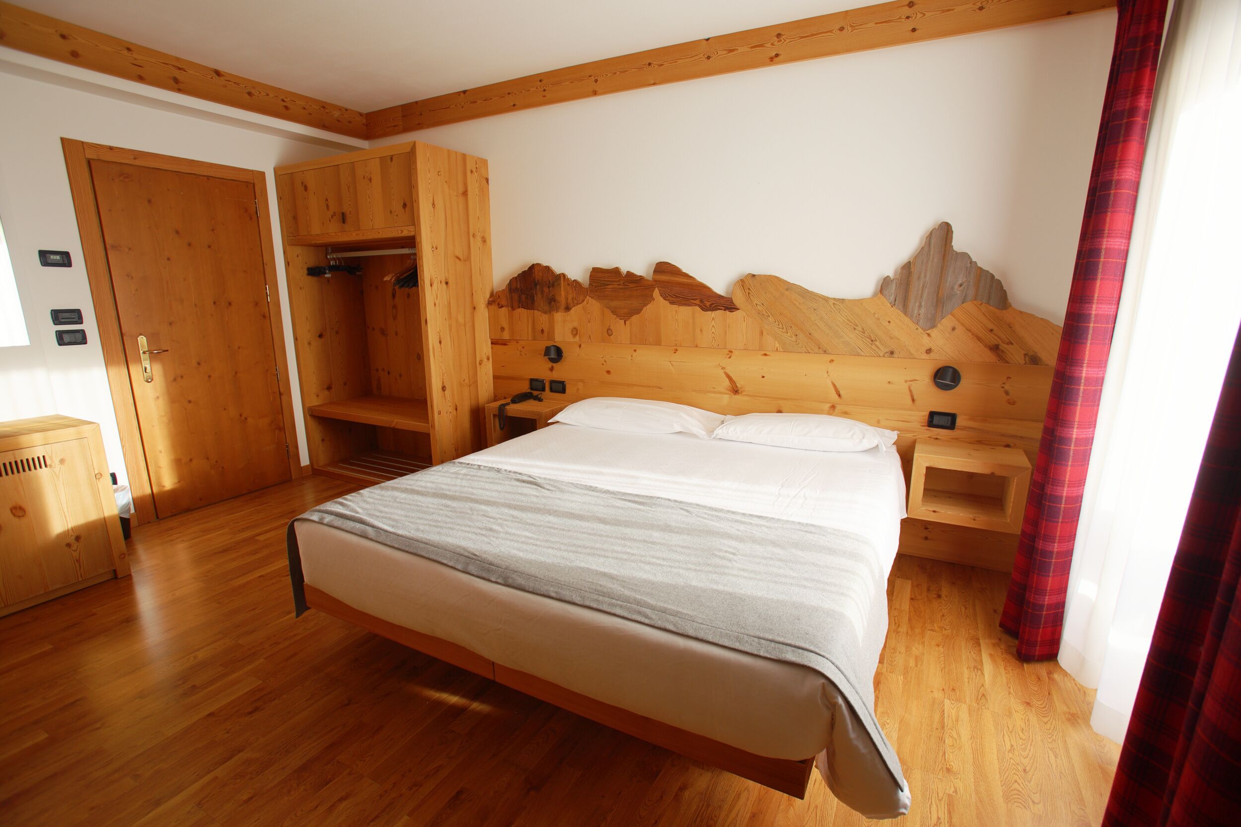 comfort double or twin room | select comfort beds, in-room safe, individually furnished, soundproofing