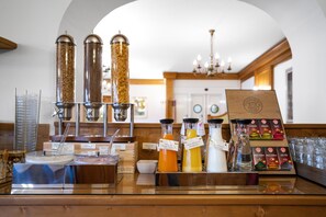 Free daily buffet breakfast