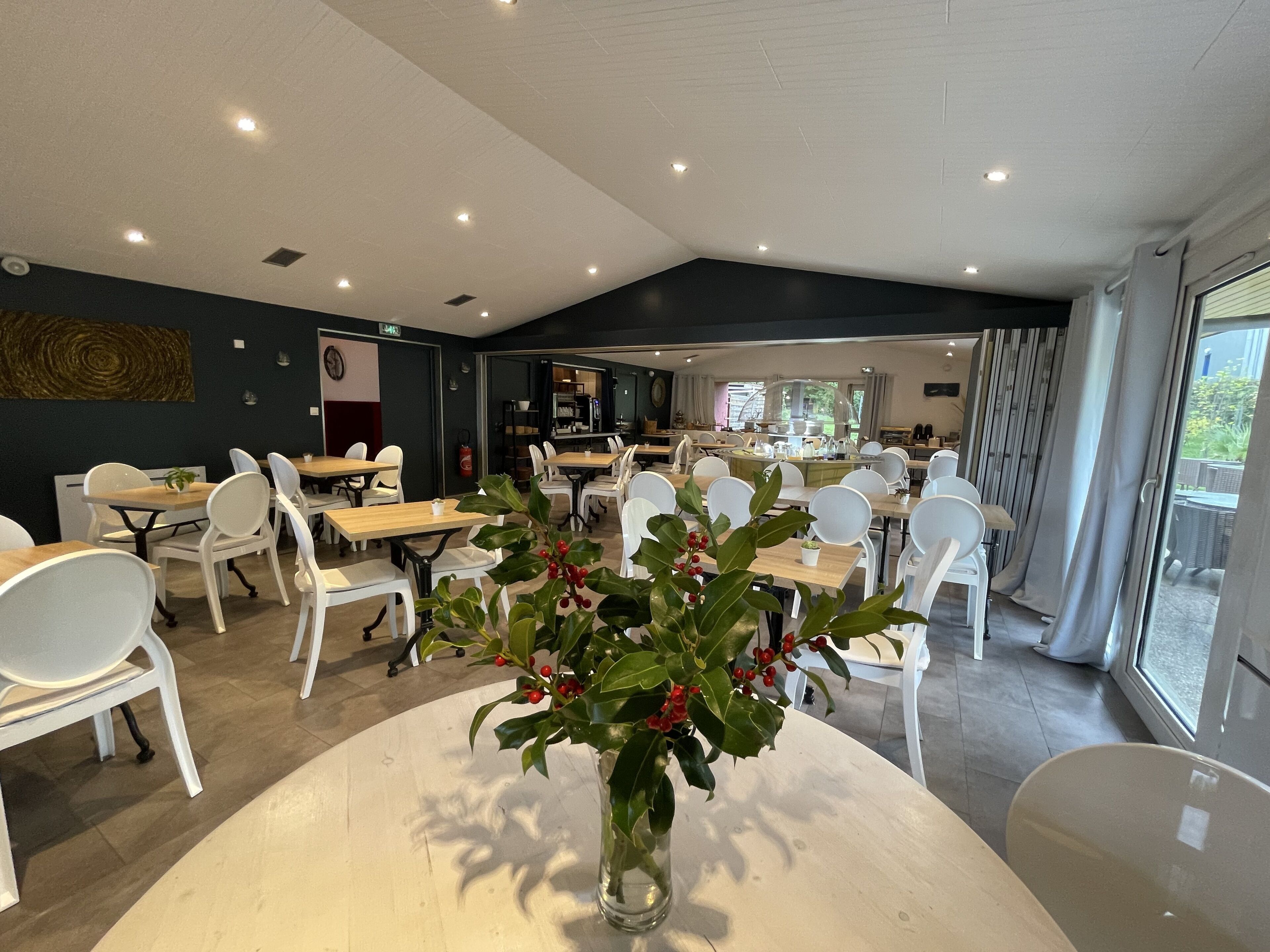 daily buffet breakfast (eur 12.50 per person)