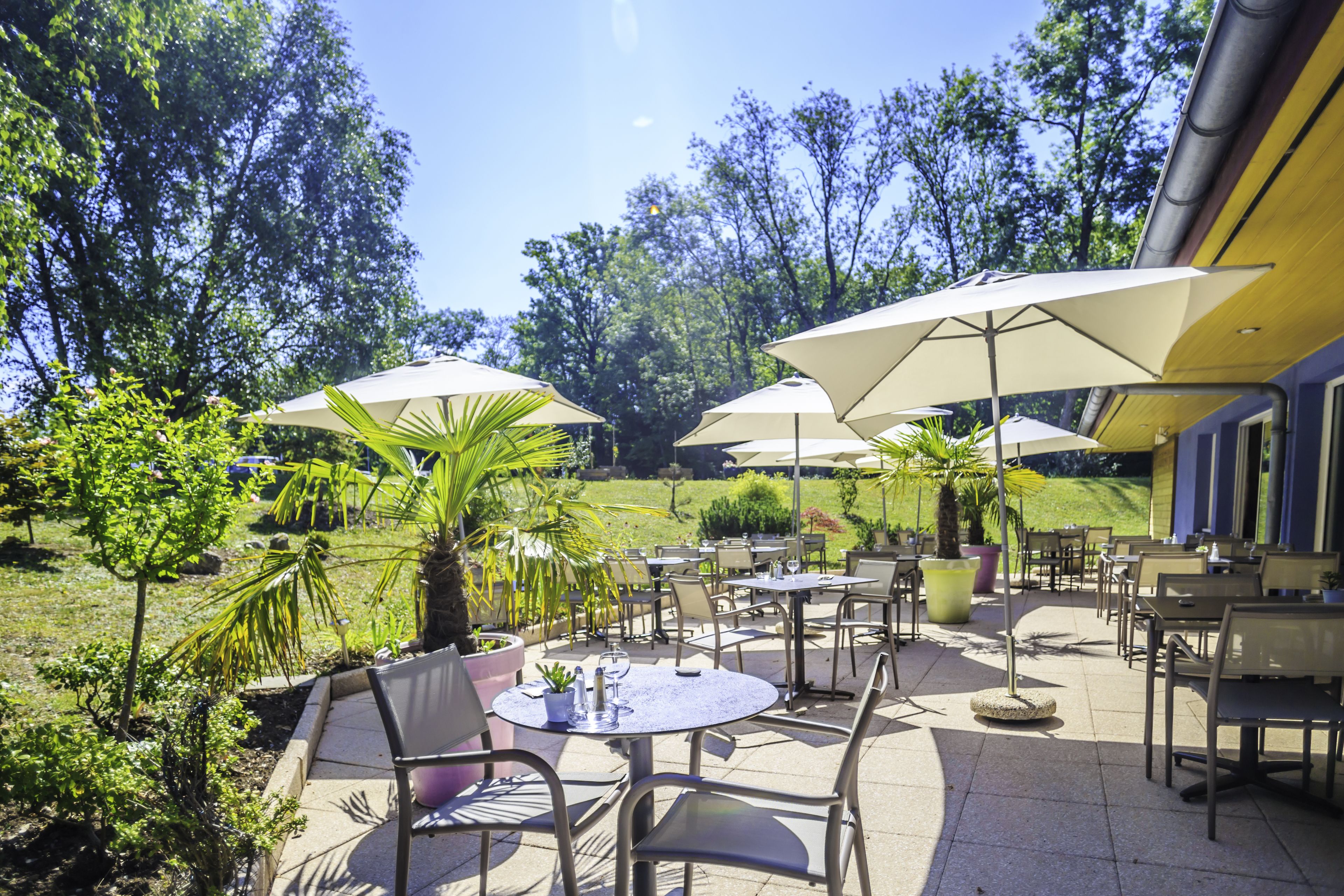 breakfast, lunch, dinner served; french cuisine, garden views