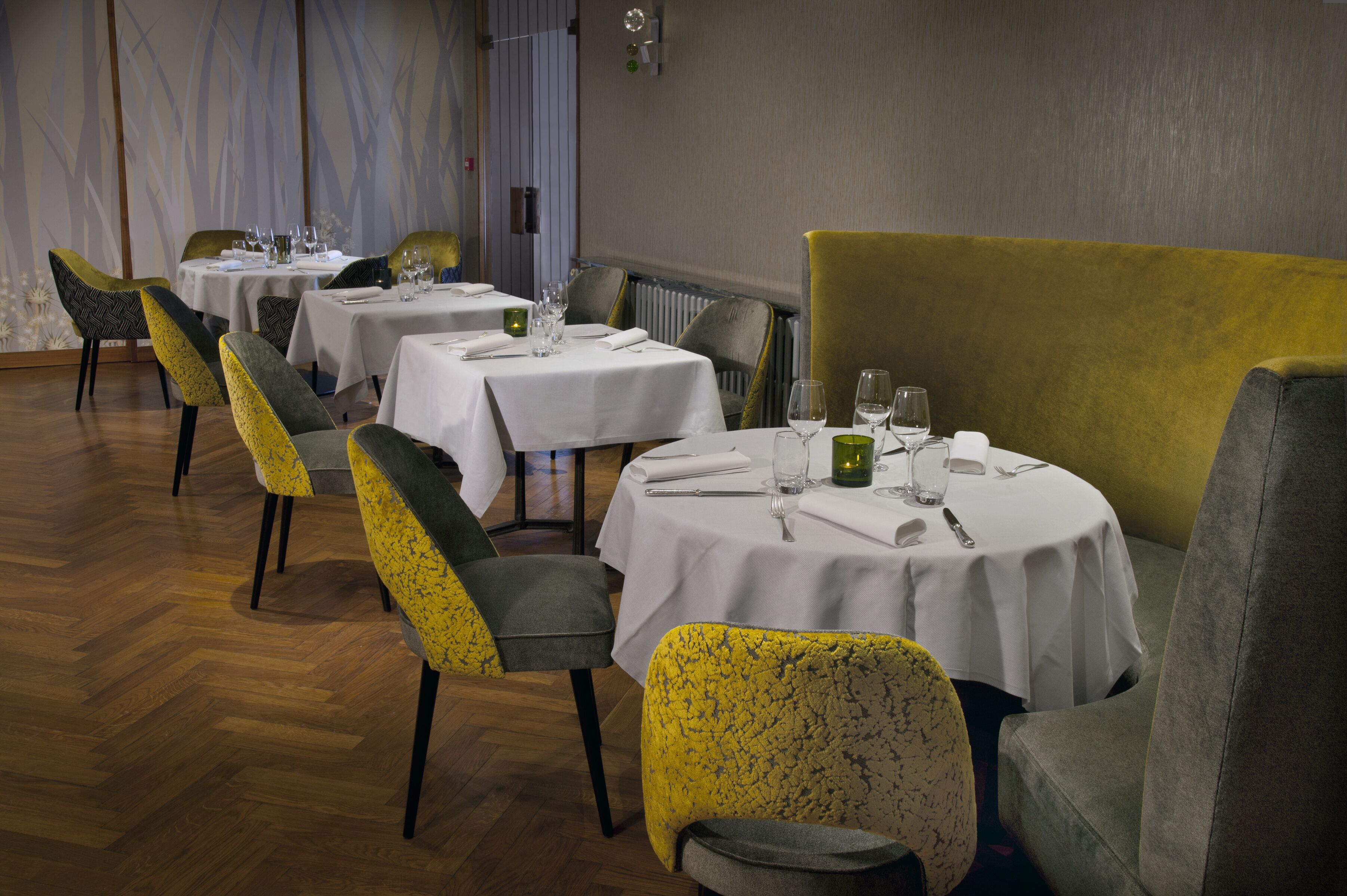 lunch and dinner served, french cuisine