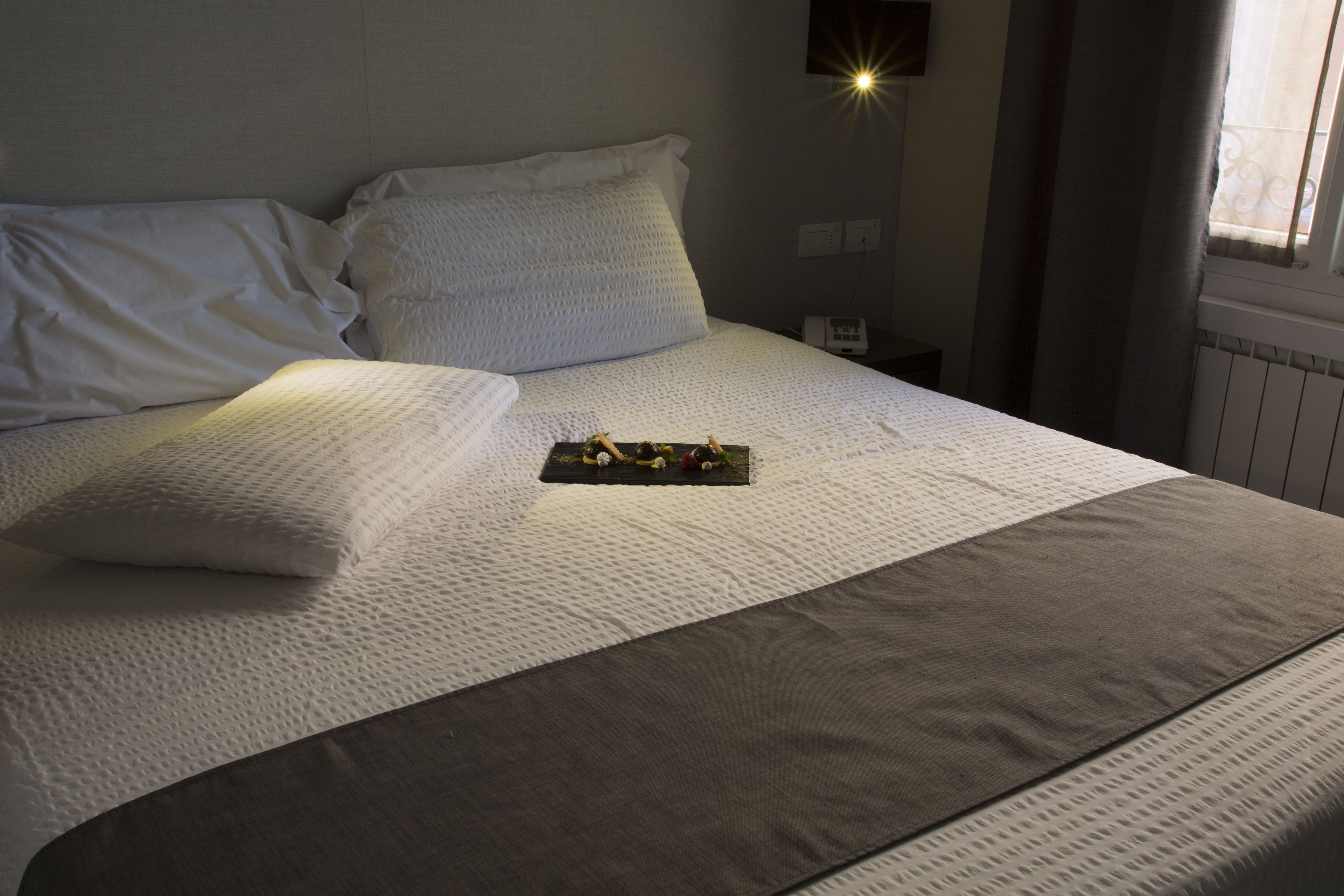 double room | frette italian sheets, hypo-allergenic bedding, down duvets
