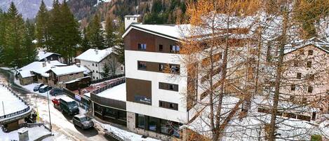 Façana frontal de l'allotjament