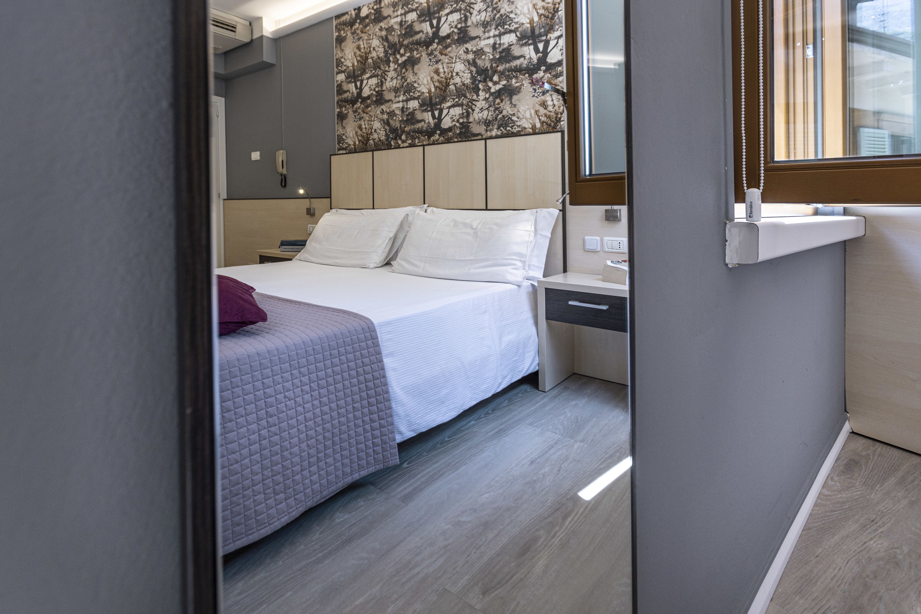 double or twin room | minibar, in-room safe, desk, blackout curtains