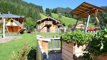 Außen-Kinderspielplatz