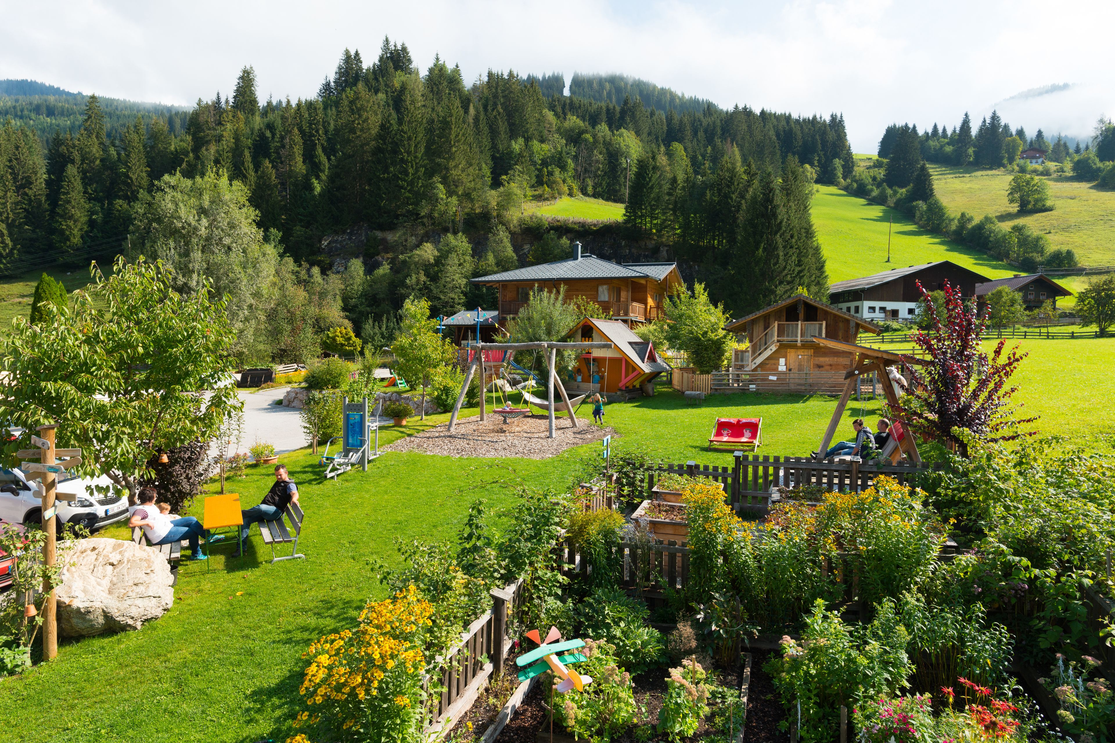 Children’s play area – outdoor