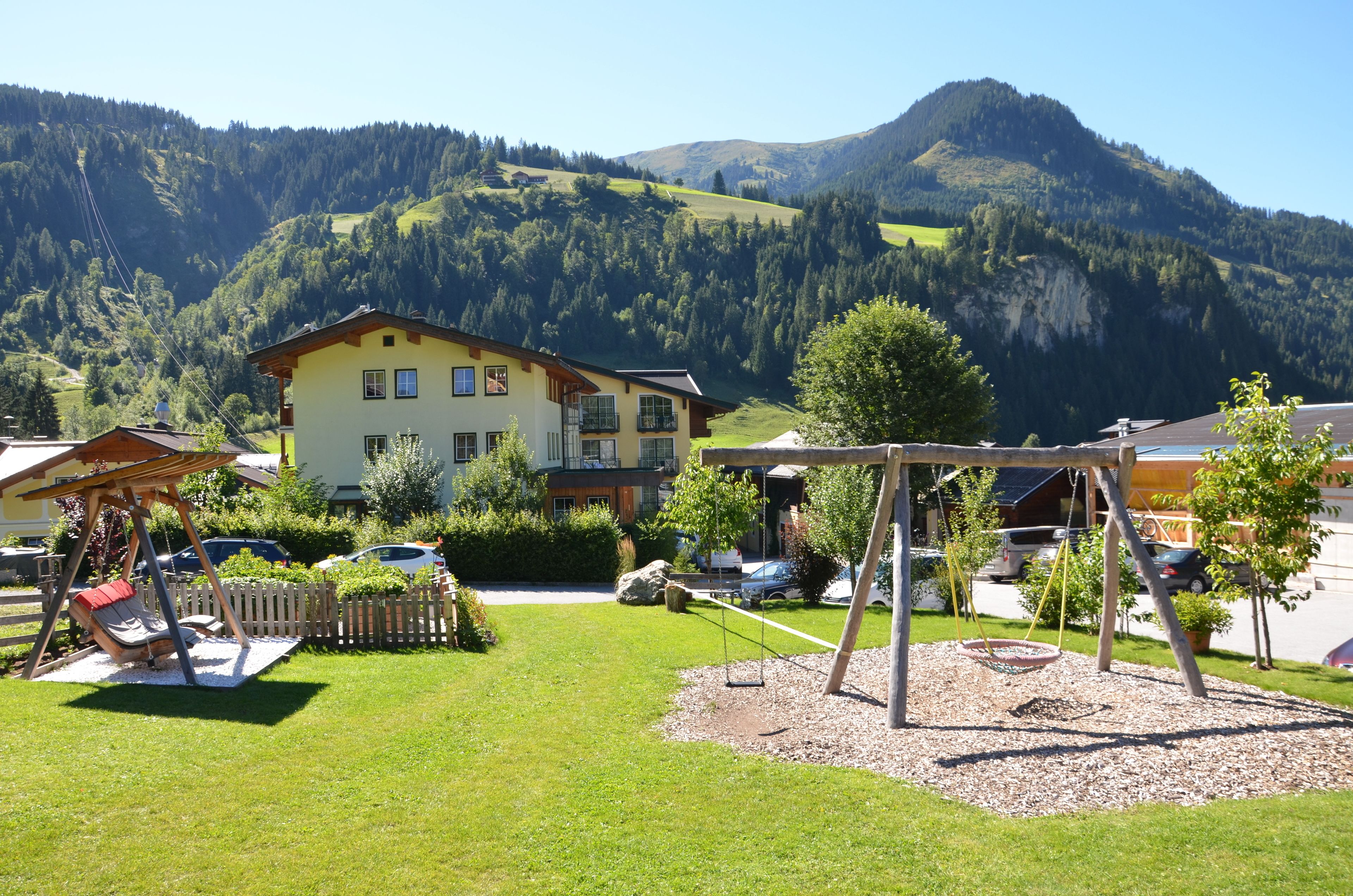 children’s play area – outdoor