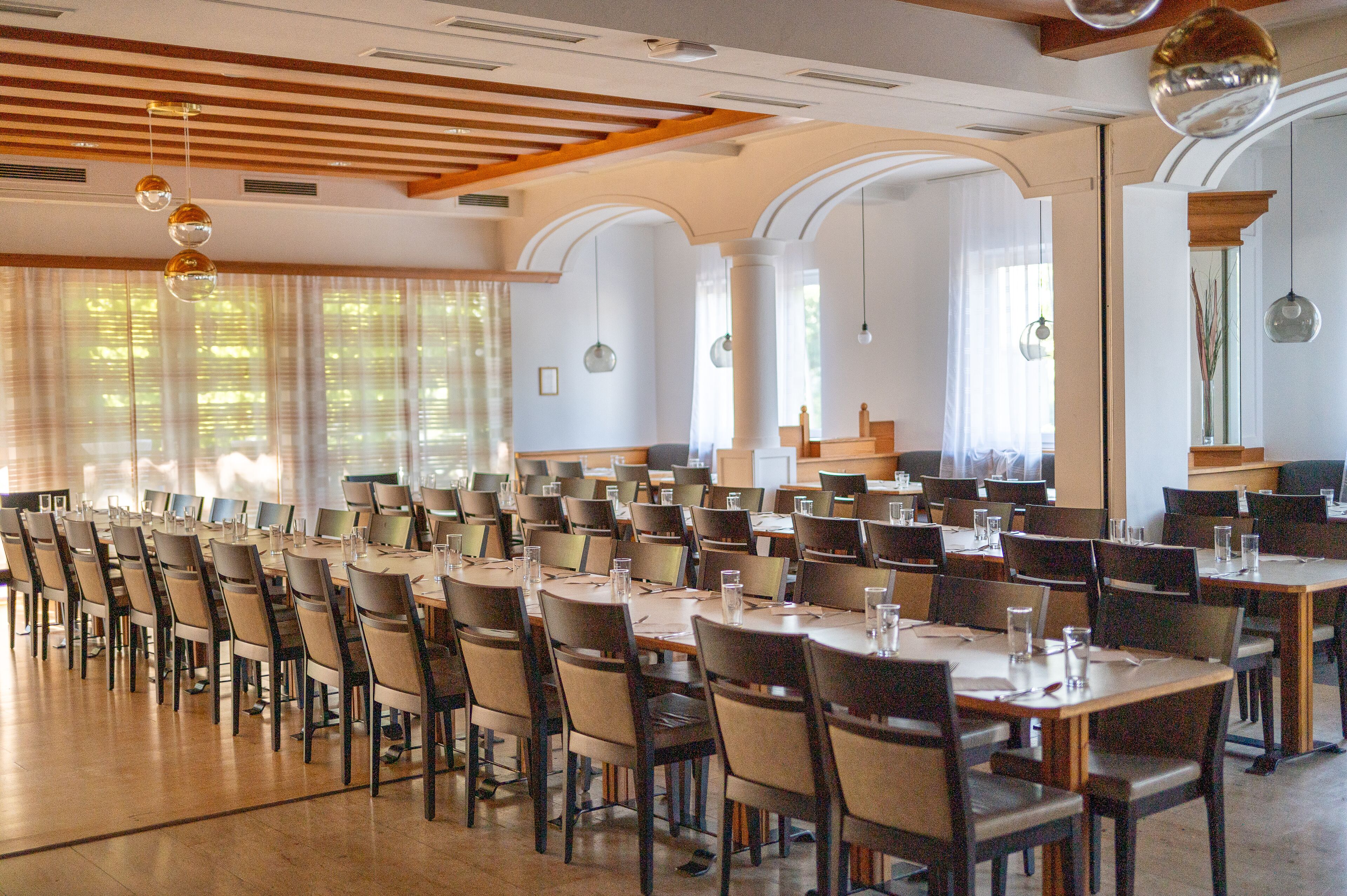 Petit déjeuner, déjeuner et dîner servis sur place