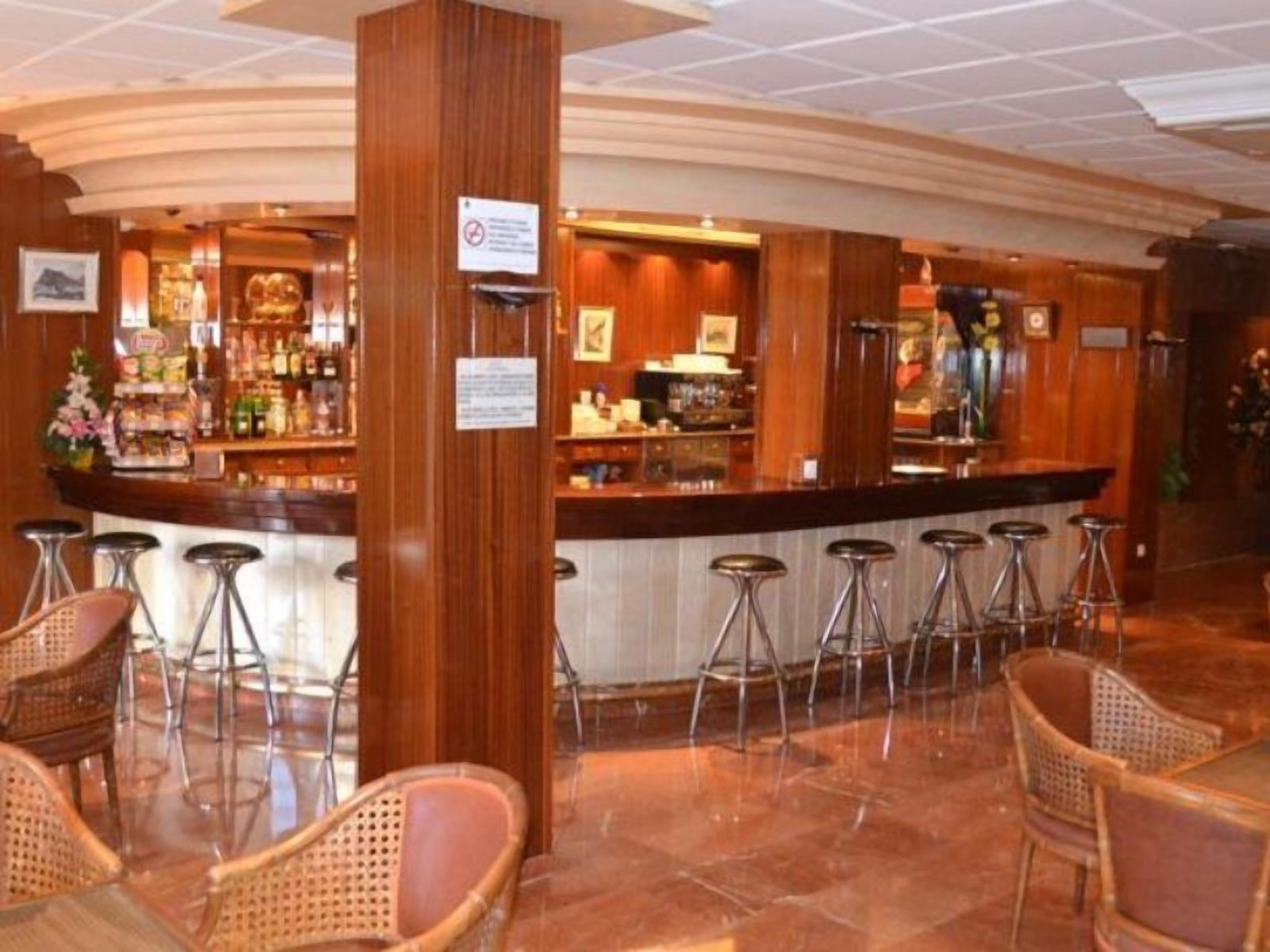 Bar (in der Unterkunft)