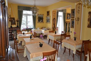 Desayuno gratuito