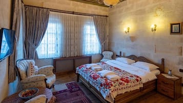 Luxury Suite, 1 King Bed, Terrace, City View | Minibar, in-room safe, free WiFi, bed sheets