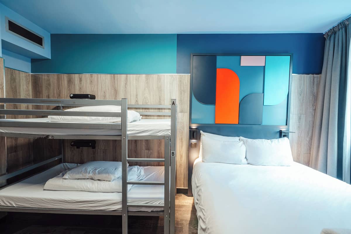 Blackout drapes, WiFi (free), bed sheets