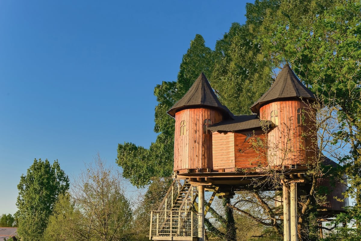 Tree House | 1 bedroom, free cribs/infant beds, free WiFi, bed sheets