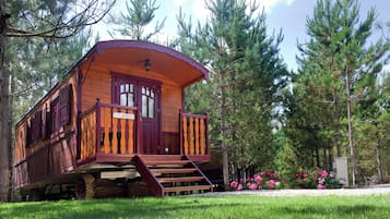 Mobile Home (Roulotte) | 1 chambre, lits bébé (gratuits), Wi-Fi gratuit, draps fournis