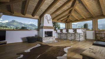 Chalet, 3 Bedrooms, Balcony, Mountain View | Living room | Flat-screen TV
