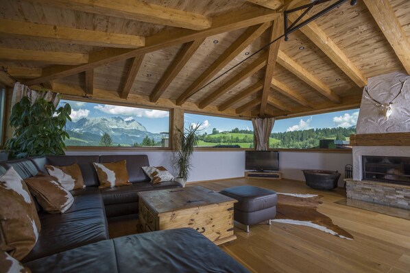 Chalet, 3 Bedrooms, Balcony, Mountain View | Living room | Flat-screen TV - Chalet Garni Hotel Zimmermann (Reith bei Kitzbuehel)