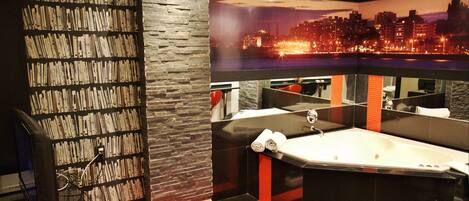 Luksusrom, massasjebadekar (Only adults) | Boblebad