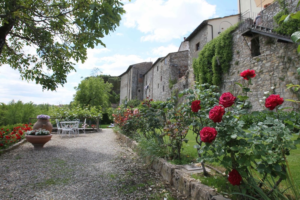 Hotel Palazzo Squarcialupi - La Castellina by null
