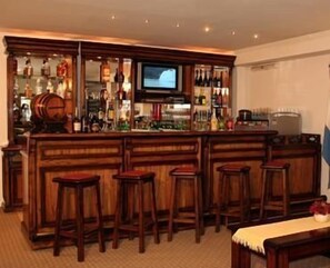 Bar (en la propiedad)