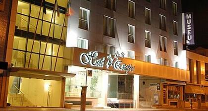 Hotel 4 Estav V Es