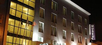 Hotel 4 Estav V Es