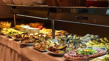 Petit déjeuner buffet compris tous les jours