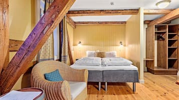 Premium bedding, pillowtop beds, individually decorated