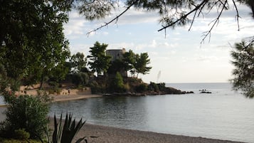 Private beach, 2 beach bars