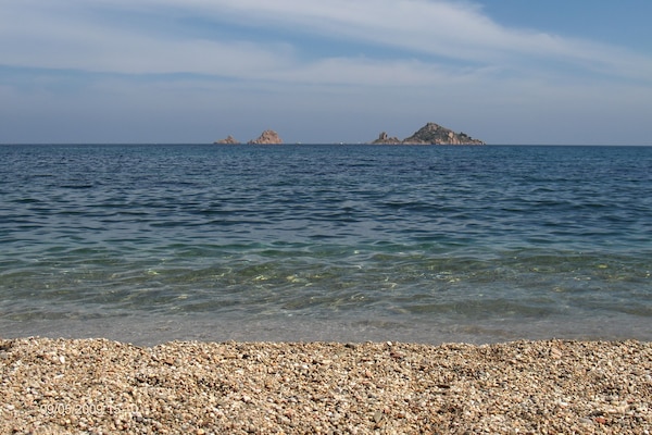 Plage privée, 2 bars de plage