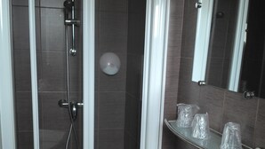 Camera tripla | Bagno
