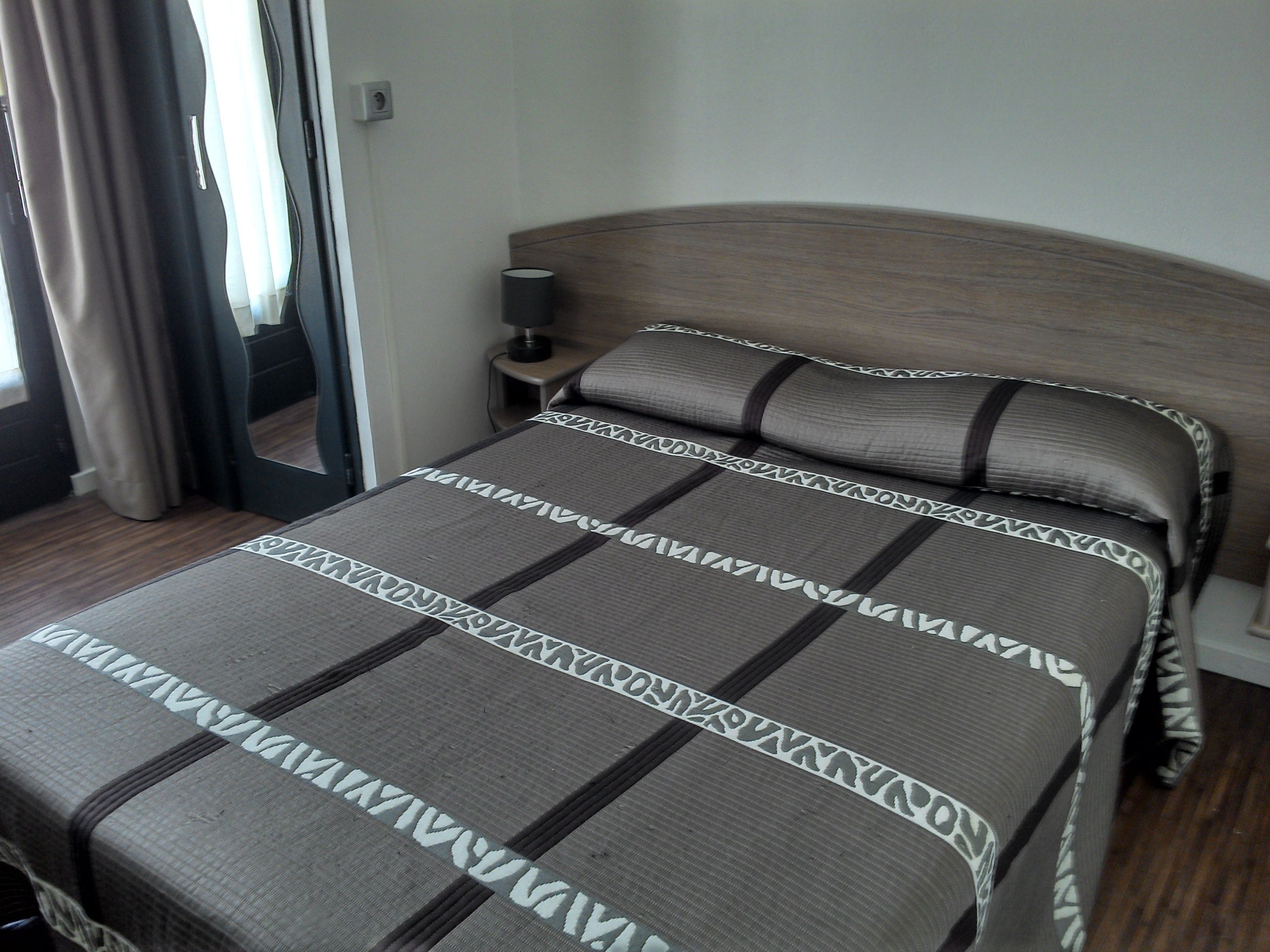 Double Room | Desk, free WiFi