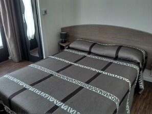 Tweepersoonskamer | Een bureau, gratis wifi