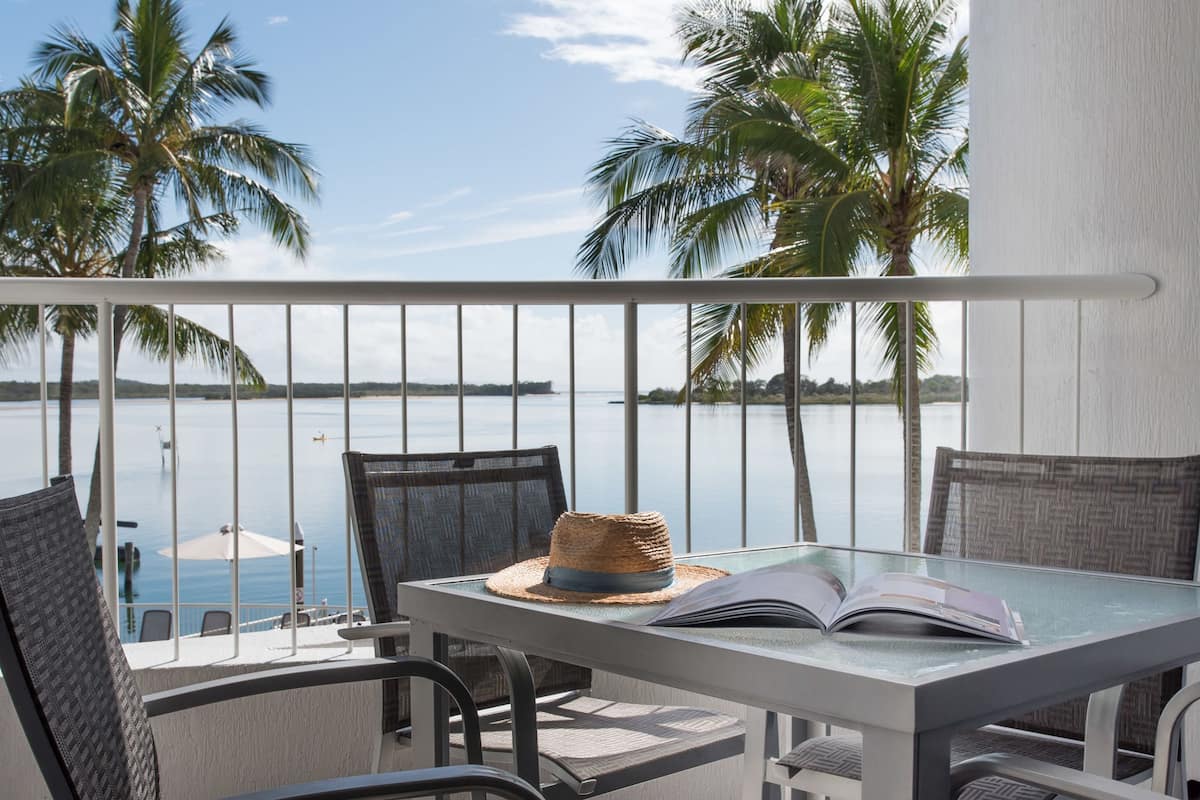 2 Bedroom Waterfront Apartment | Terrace/patio
