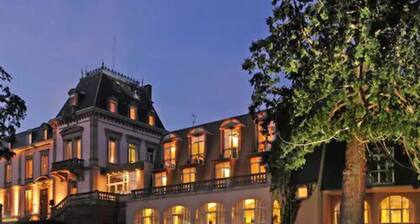 LE H - Hôtel & Restaurant