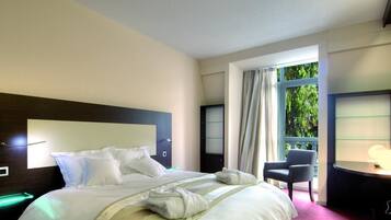 Classic Double Room, Pool View | In-room safe, iron/ironing board, free WiFi, bed sheets