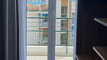 Chambre Double Standard, 1 lit double | Terrasse/Patio