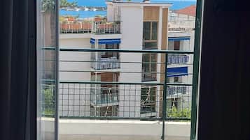 Triple Room | Terrace/patio