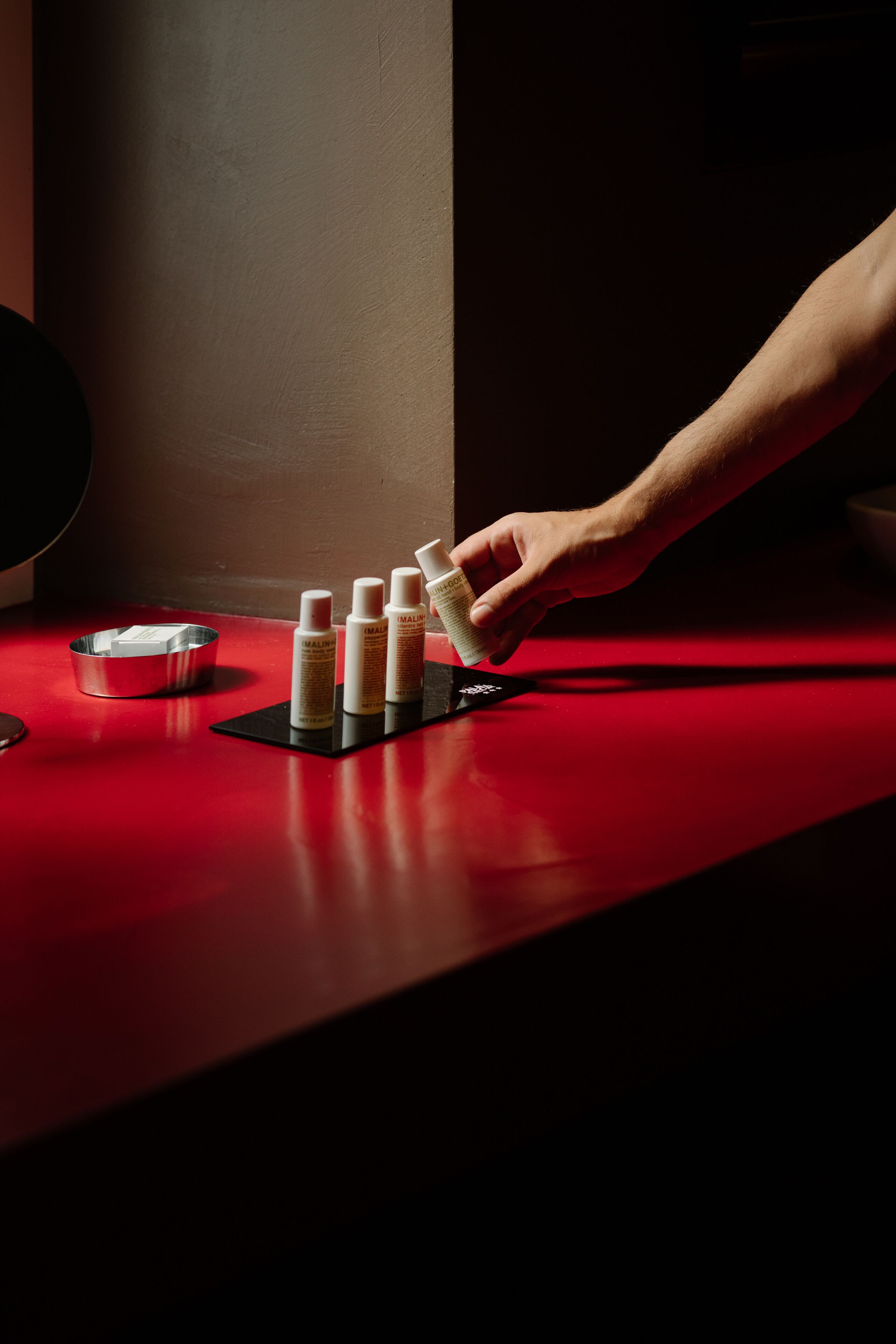 deluxe double room, city view | bathroom | designer toiletries, hair dryer, bathrobes, slippers