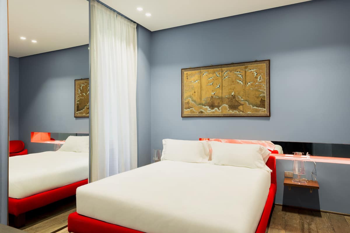 Kamar Double Desain, 1 Tempat Tidur Double (Design) | Seprai premium, selimut bulu angsa, minibar, dan brankas