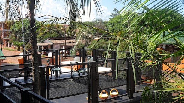 Terrace/patio - Petit Hotel Si Mi Capitan (Puerto Iguazú)