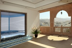 Bain à remous intérieur