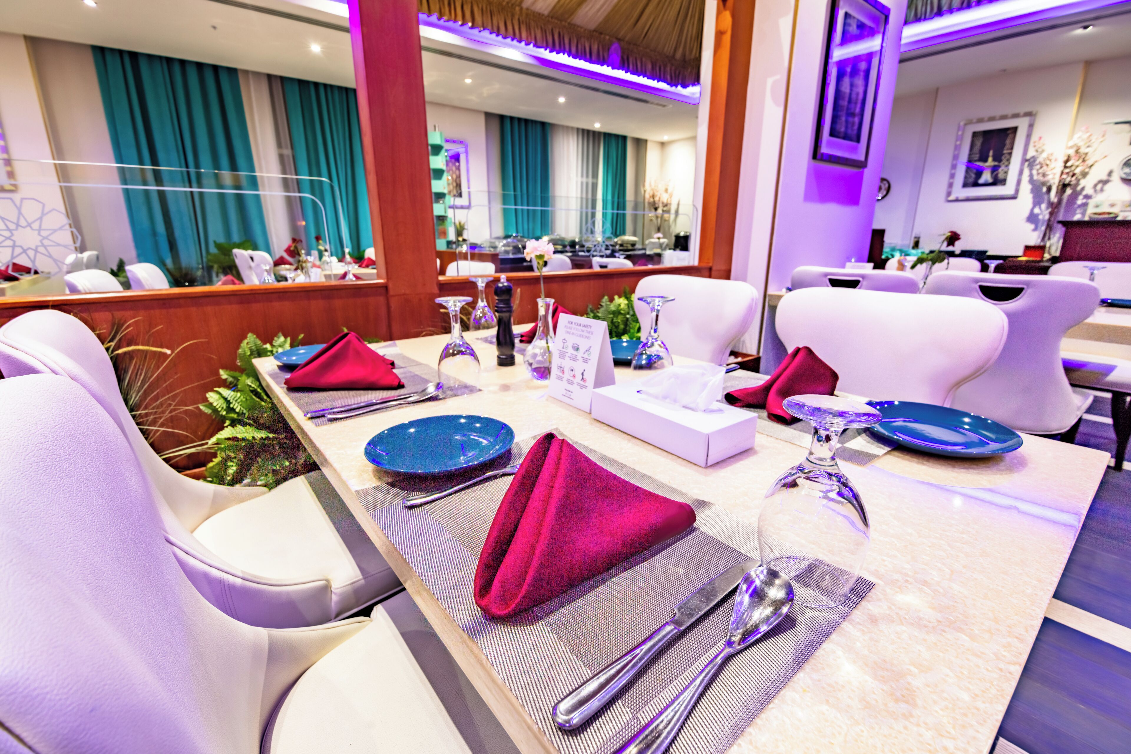 breakfast, lunch and dinner served