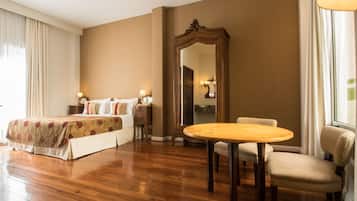 Premium bedding, Select Comfort beds, in-room safe